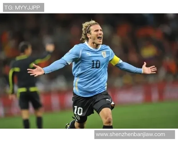 杨磊独家解析足球技战术与心态分享助你提升球场表现