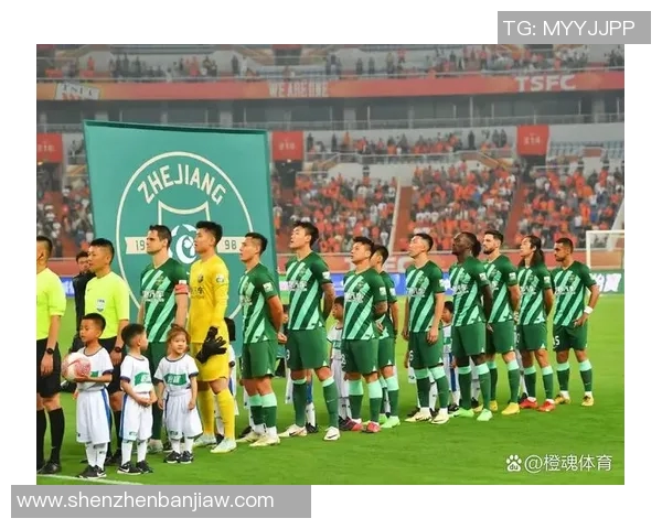 杭州足球队状态变革引发热议球迷期待新篇章与未来发展 杭州足球队状态变革引发热议球迷期待新篇章与未来发展